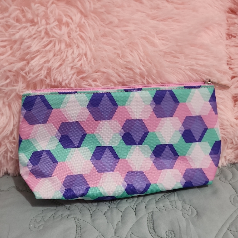 CLINIQUE Geometric Pastel Makeup Bag
